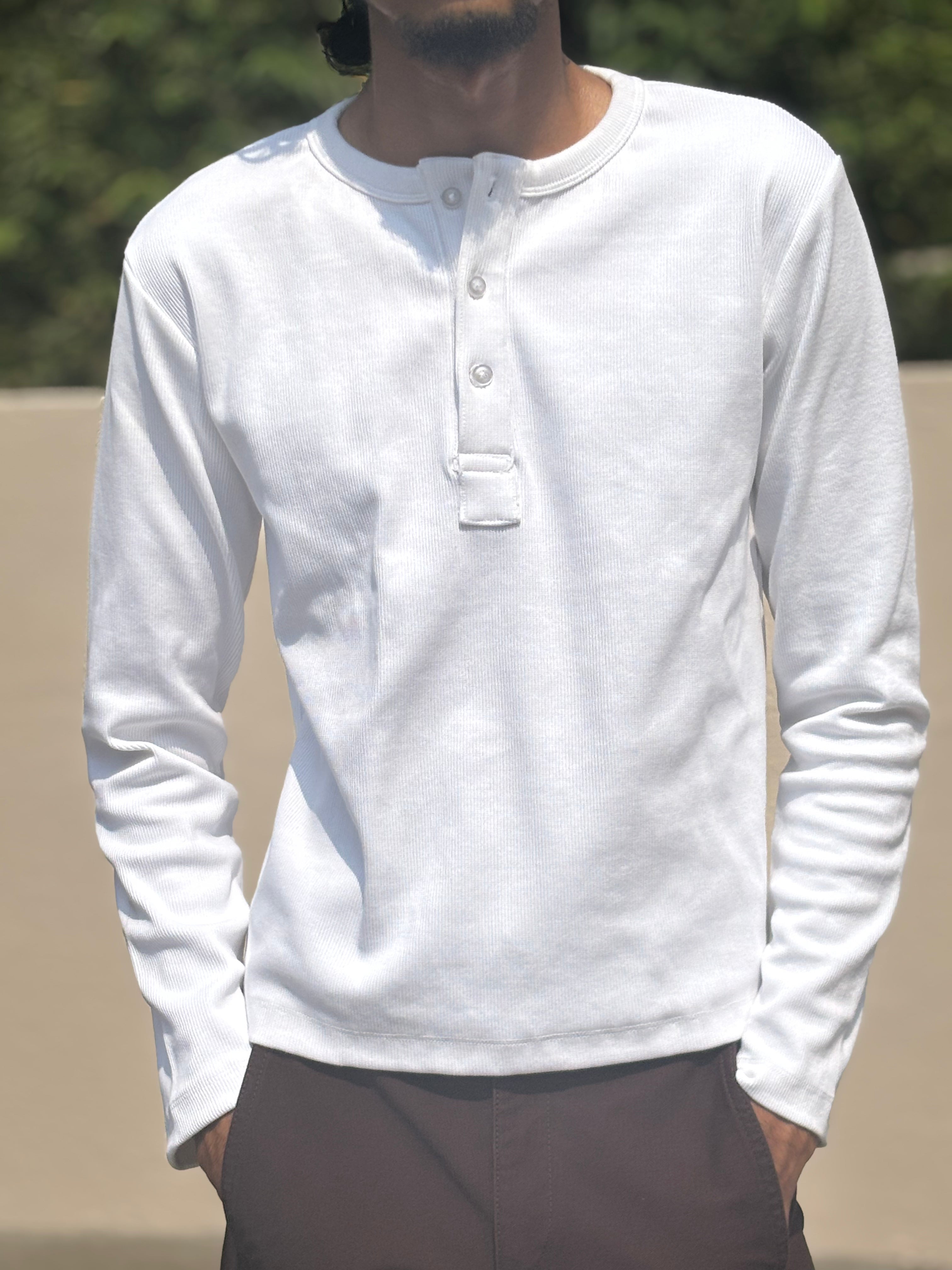 CLASSIC HENLEY